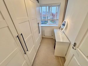 Bedroom- click for photo gallery